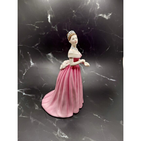 Royal Doulton Camilla HN4220 Bone China 8.5" Tall Retired England RARE - Picture 3 of 16